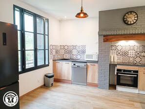 Micro-ondas, lava-louças