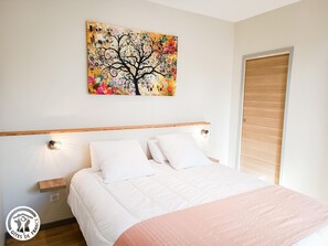 4 bedrooms, free WiFi