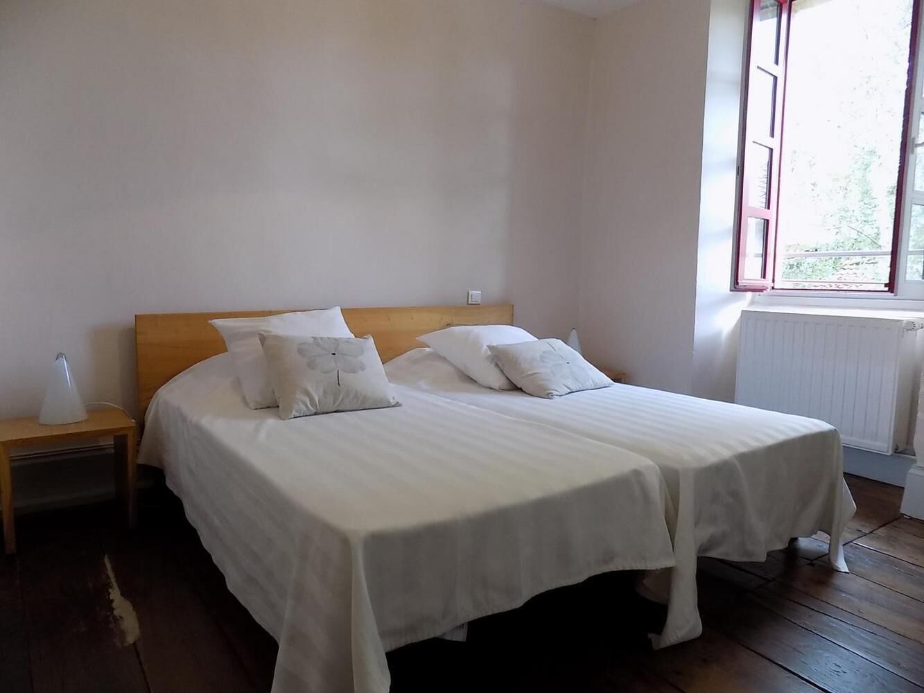 4 室のベッドルーム