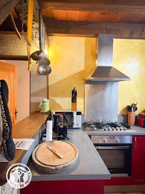 Microondas y lavavajillas 