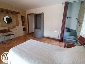 2 bedrooms, free WiFi - Gîtes de France® - Le Pigeonnier Les Junies (CAHORS)