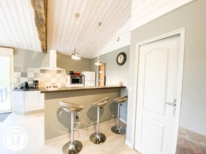 Fridge, microwave, dishwasher