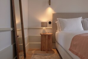 Literie hypoallergénique, minibar, décoration personnalisée