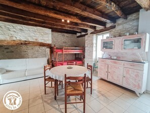Interior - Gîtes de France® - L'Oustal (SAINT-SOZY)
