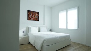 Exclusive Apartment, Garden View 2 | 1 bedroom, down comforters, desk, laptop workspace - Palazzo Gilberto (Padova)