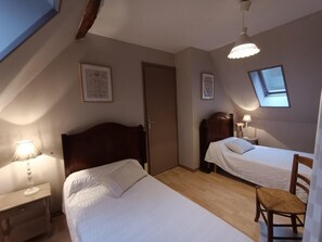 2 bedrooms, free WiFi