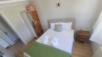 Deluxe Suite, Garden View