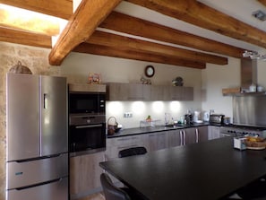 Microwave, oven, dishwasher