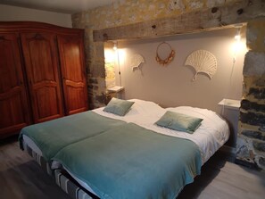 2 bedrooms, free WiFi