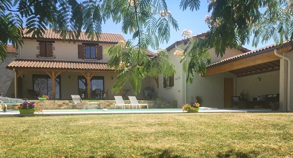 Jardines del alojamiento