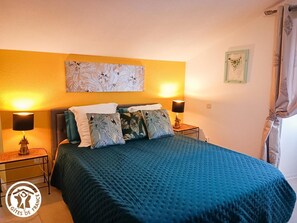 5 bedrooms, free WiFi