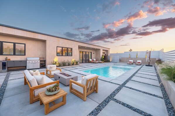 Interior - ~ 10 Mi to Joshua Tree: Luxe Yucca Valley Home (Yucca Valley)