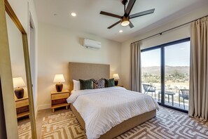 Interior - ~ 10 Mi to Joshua Tree: Luxe Yucca Valley Home (Yucca Valley)