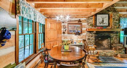 Peaceful Burnsville Cabin By South Toe River!