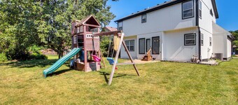 Spacious Olathe Home w/ Fireplace: Near Parks!