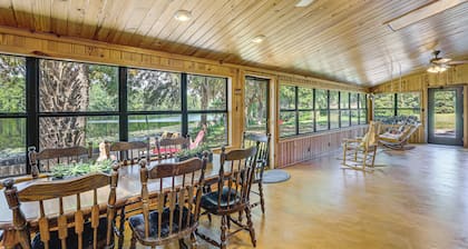 Pet-friendly Ehrhardt Home w/ Private Pond & Yard!