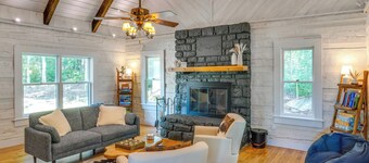 ~ 10 Mi to Downtown: Murfreesboro Area Cabin