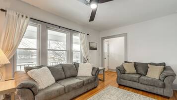 Apartment (2 Bedrooms) | Bahagian dalam