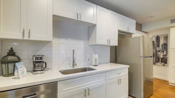 Apartment (1 Bedroom) | Interior