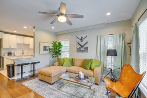 Apartment (1 Bedroom) | Interior