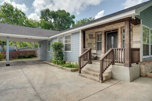 House (3 Bedrooms) | Interior - Austin Home w/ 2 Patios & Grill: 6 Mi to Downtown (Austin)