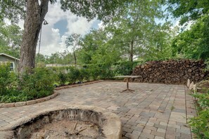 House (3 Bedrooms) | Interior - Austin Home w/ 2 Patios & Grill: 6 Mi to Downtown (Austin)