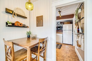 Interior - Manitou Mountain Retreat: Deck & Fire Pit! (Manitou Springs)