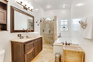 Casa (2 Bedrooms) | Interior