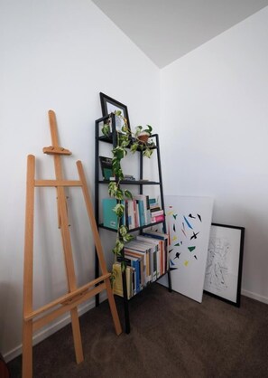 Unclassified image, 3 of 29, button