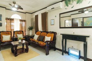 صورة غير مصنفة، 5 من 11، زرّ