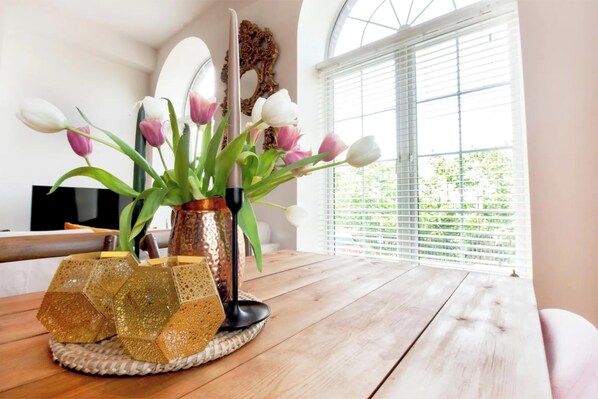 Interior - Beautiful Apartment 5 mins walk to Greenwich Park (Kennebec)