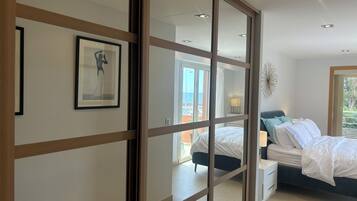 2 habitaciones, tabla de planchar con plancha y wifi gratis