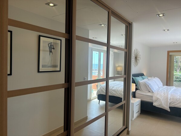 2 soverom, strykejern/-brett, wi-fi (inkludert) og sengetøy