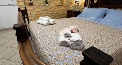 Carmelina's Home: the home of traditions. Double Room