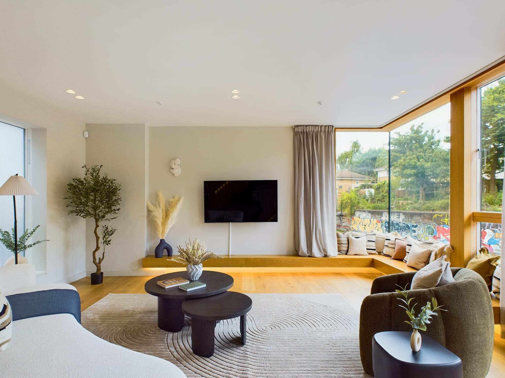 Fernseher, Arbeitsbereiche