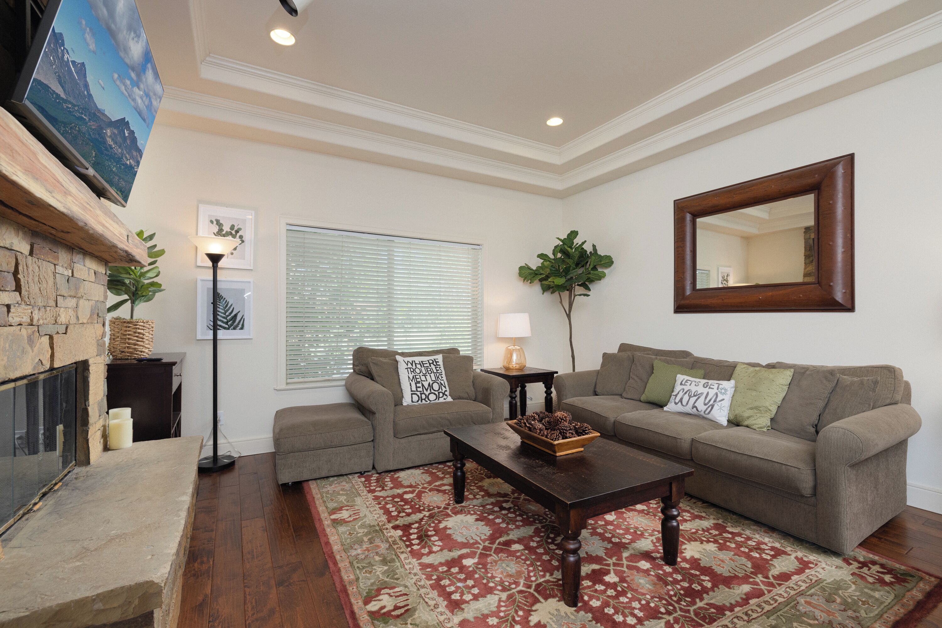 Broken Top Retreat in Bend – 2 BDR in Golf Community w/ Tons of Perks!