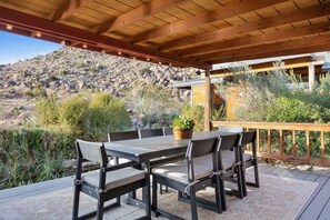 House, 4 Bedrooms | Outdoor dining