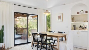 House, 4 Bedrooms | Dining