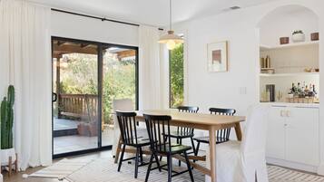 Casa, 4 camere da letto | Ristoranti