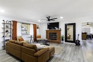 บ้านพัก, 3 ห้องนอน | บริเวณนั่งเล่น