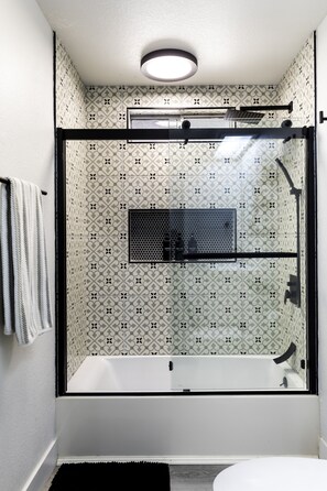 Casa, 3 habitaciones | Baño | Toallas