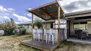 House, 3 Bedrooms | Property grounds