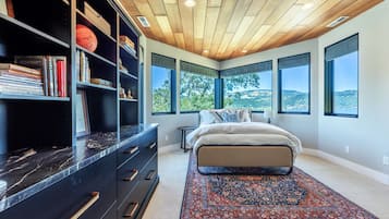 House, 4 Bedrooms | 4 bedrooms, free WiFi