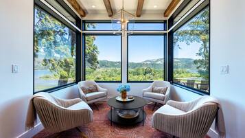 House, 4 Bedrooms | Bahagian dalam