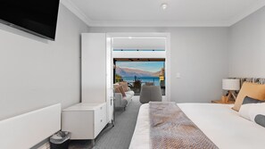4 chambres, fer et planche à repasser, Wi-Fi gratuit, draps fournis