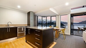 Interior - Beacon Penthouse 1006 - 4 Bed (Queenstown)