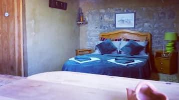Triple room with shower | Free WiFi