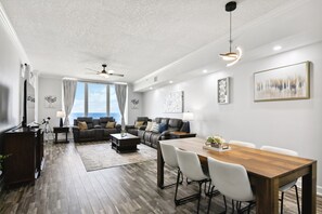 Interior - Coastal Condo Infinity Retreat - Sienna 1102 (Gulfport)