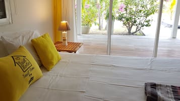 Luxury Cottage, Garden View | 1 bedroom, pillow-top beds, in-room safe, individually decorated