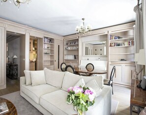 TV connectée, cheminée
